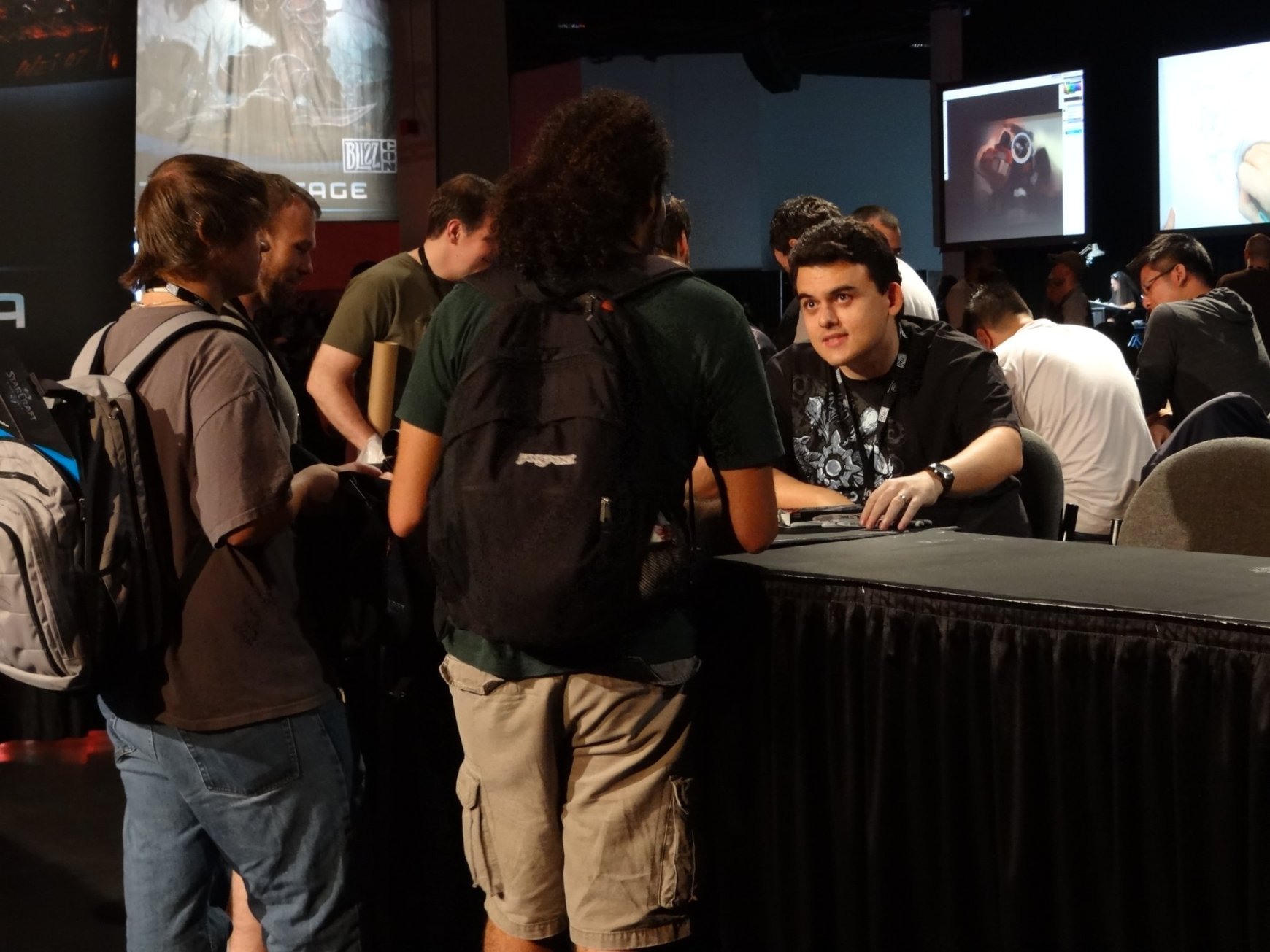Otavio at the BlizzCon signing table
